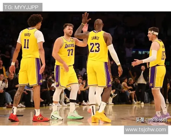 2010年NBA季后赛首轮湖人对爵士第一场精彩回顾与分析